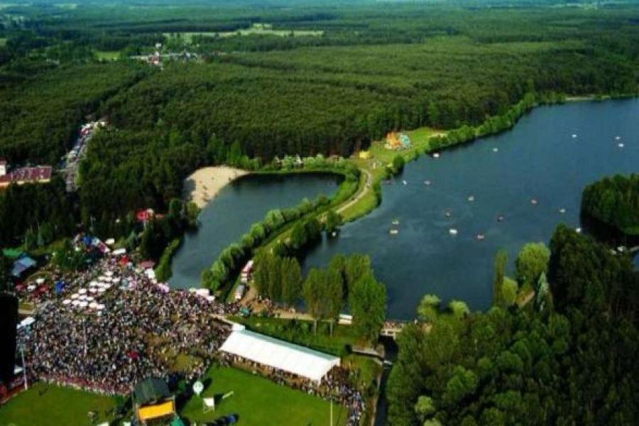 Wawrzkowizna Hotell Rząsawa Exteriör bild
