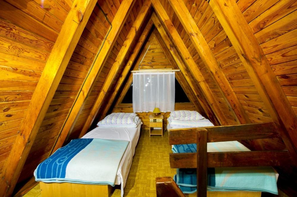 Wawrzkowizna Hotell Rząsawa Exteriör bild