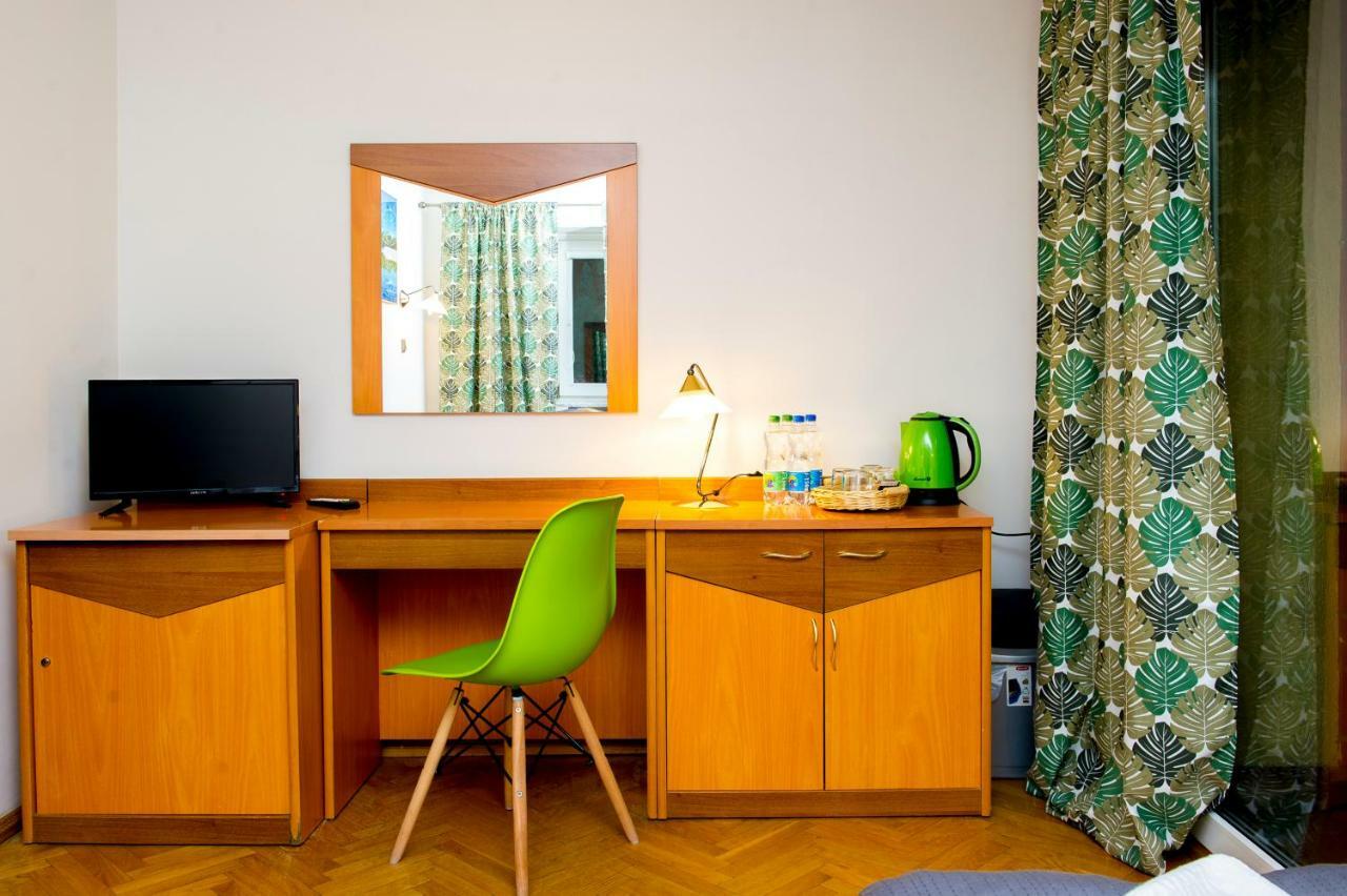 Wawrzkowizna Hotell Rząsawa Exteriör bild