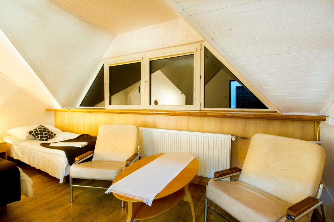 Wawrzkowizna Hotell Rząsawa Exteriör bild