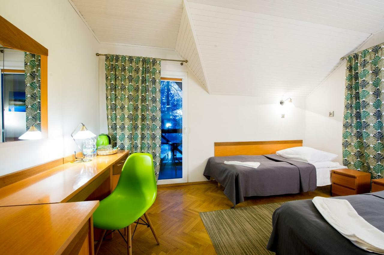 Wawrzkowizna Hotell Rząsawa Exteriör bild
